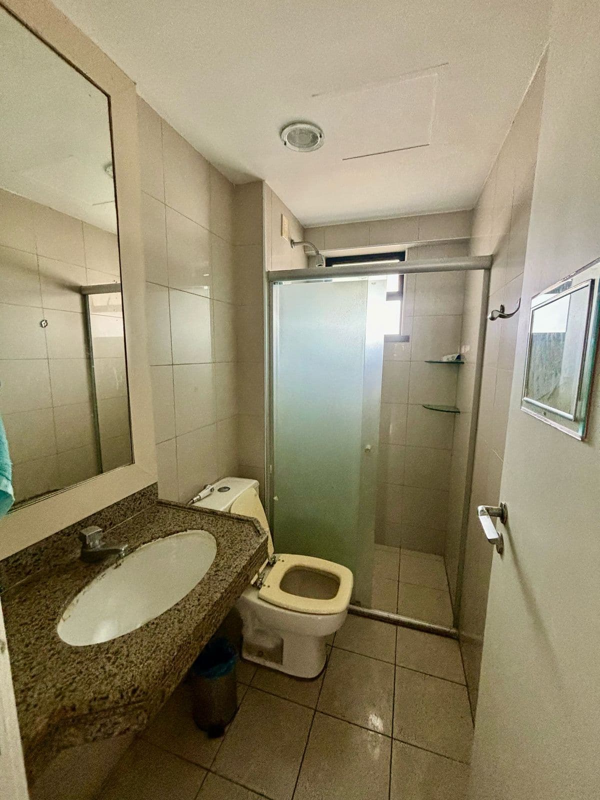 Apartamento amplo de 4 suítes no Edifício Glauco Lobo — foto 18