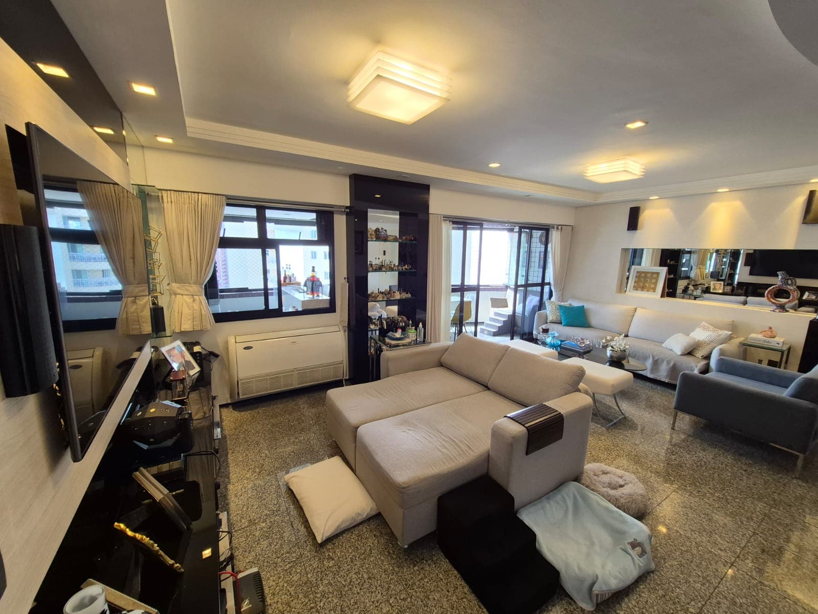 Apartamento de 2 suítes totalmente projetado no Palazzo Florentino — foto 4
